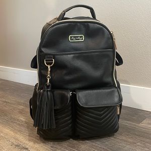 Itzy Ritzy boss diaper bag